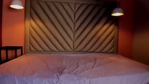 josephinelancaster online show from February 20, 1:46 am