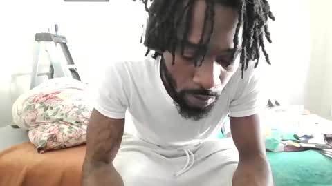 josephlongwat29 online show from March 13, 6:47 pm