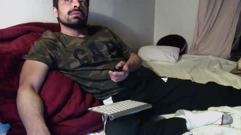 Snapshot of josephs1990 chatting on January 7, 6:05 am josephs1990 online show from January 7, 6:05 am