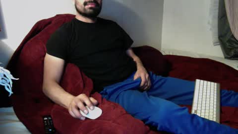 Snapshot of josephs1990 chatting on January 14, 5:40 am josephs1990 online show from January 14, 5:40 am