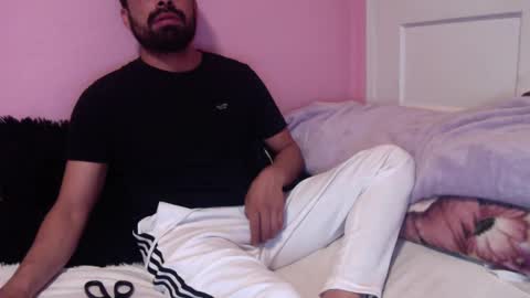 Snapshot of josephs1990 chatting on February 5, 1:58 am josephs1990 online show from February 5, 1:58 am