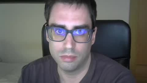 Snapshot of josevd chatting on November 10, 4:17 pm Jose online show from November 10, 4:17 pm