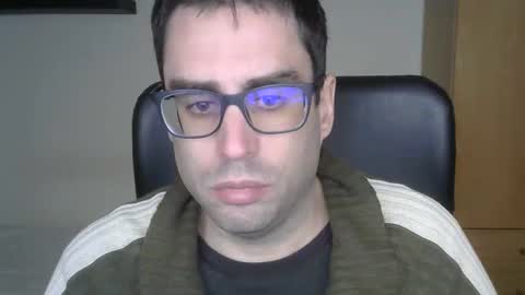 Snapshot of josevd chatting on January 11, 2:11 pm Jose online show from January 11, 2:11 pm