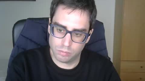 Snapshot of josevd chatting on February 11, 11:37 am Jose online show from February 11, 11:37 am