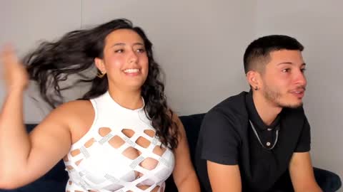 Snapshot of josh_and_dilany chatting on December 20, 4:14 pm Dilany Josh online show from December 20, 4:14 pm