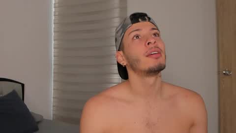 Snapshot of josh_and_dilany chatting on January 19, 2:28 pm Dilany Josh online show from January 19, 2:28 pm