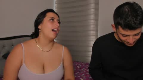 Snapshot of josh_and_dilany chatting on January 21, 12:50 pm Dilany Josh online show from January 21, 12:50 pm