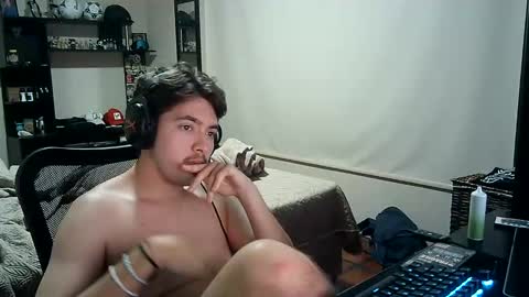 Snapshot of josh_fucks420 chatting on December 9, 6:34 am Josh online show from December 9, 6:34 am