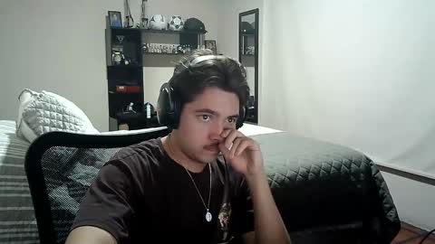 Snapshot of josh_fucks420 chatting on February 5, 12:31 am Josh online show from February 5, 12:31 am