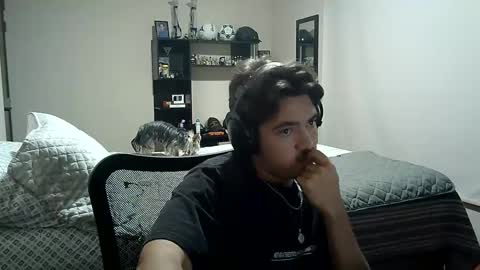 Snapshot of josh_fucks420 chatting on February 9, 2:28 am Josh online show from February 9, 2:28 am