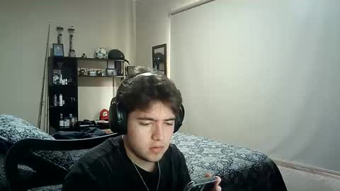 Snapshot of josh_fucks420 chatting on October 13, 7:03 pm Josh online show from October 13, 7:03 pm