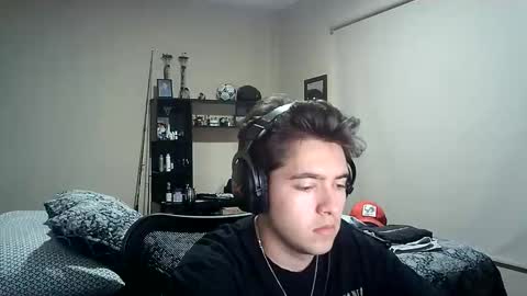 Snapshot of josh_fucks420 chatting on October 14, 7:58 pm Josh online show from October 14, 7:58 pm