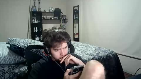 Snapshot of josh_fucks420 chatting on October 23, 12:43 am Josh online show from October 23, 12:43 am