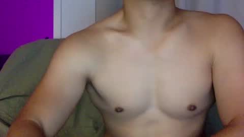 joshasian0713 online show from April 19, 10:36 am