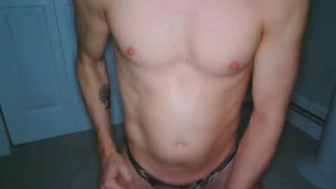 Snapshot of joshjordanxx chatting on April 18, 6:28 am Josh Jordan online show from April 18, 6:28 am