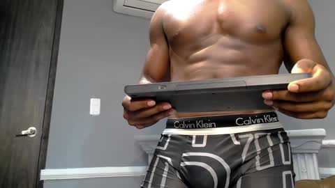 Snapshot of joshloganx chatting on December 5, 4:55 pm joshloganx online show from December 5, 4:55 pm