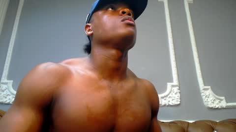 Snapshot of joshloganx chatting on December 14, 3:15 pm joshloganx online show from December 14, 3:15 pm