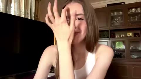 Snapshot of josiedeibel chatting on July 20, 10:39 am Luna online show from July 20, 10:39 am