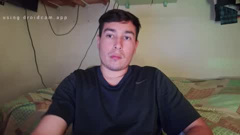 Snapshot of josq121 chatting on February 1, 12:31 am josq121 online show from February 1, 12:31 am