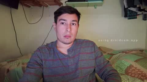 Snapshot of josq121 chatting on February 3, 5:16 am josq121 online show from February 3, 5:16 am