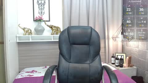 Snapshot of jossivibes chatting on May 17, 12:19 am jossivibes online show from May 17, 12:19 am