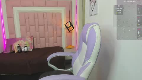 Snapshot of jossivibes chatting on May 19, 4:52 am jossivibes online show from May 19, 4:52 am