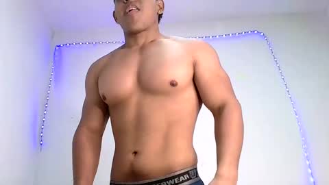 Snapshot of jostin_dark02 chatting on February 6, 4:03 pm jostin_dark02 online show from February 6, 4:03 pm