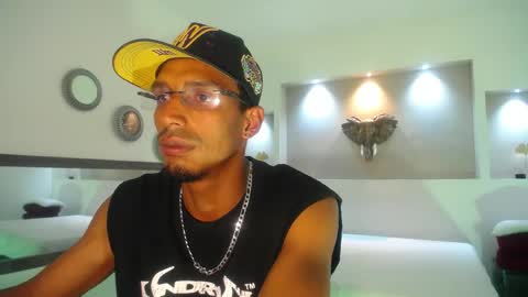 Snapshot of jostin_jackson chatting on May 29, 8:07 pm Jackson online show from May 29, 8:07 pm