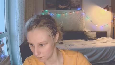 Snapshot of joy_keys chatting on December 21, 8:07 am joy_keys online show from December 21, 8:07 am