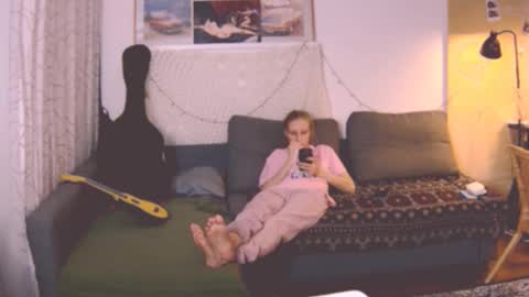 Snapshot of joy_keys chatting on December 26, 6:12 pm joy_keys online show from December 26, 6:12 pm