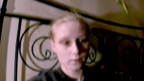 Snapshot of joy_keys chatting on January 18, 3:49 pm joy_keys online show from January 18, 3:49 pm