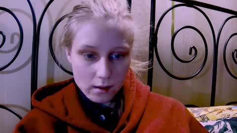 Snapshot of joy_keys chatting on January 20, 2:25 pm joy_keys online show from January 20, 2:25 pm