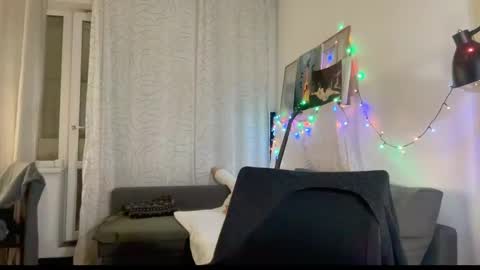 Snapshot of joy_keys chatting on February 10, 12:30 am joy_keys online show from February 10, 12:30 am