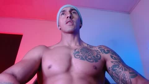 Snapshot of joy_lopezfit chatting on January 23, 4:37 pm JOYLOPEZFIT online show from January 23, 4:37 pm