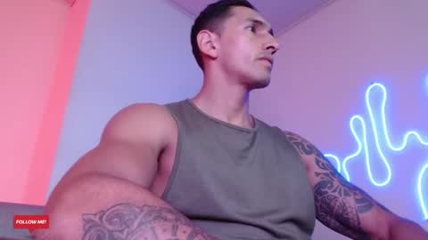 Snapshot of joy_lopezfit chatting on February 18, 2:38 pm JOYLOPEZFIT online show from February 18, 2:38 pm
