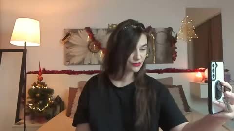 Snapshot of joycasidy chatting on December 22, 5:53 pm CassidyJoy online show from December 22, 5:53 pm