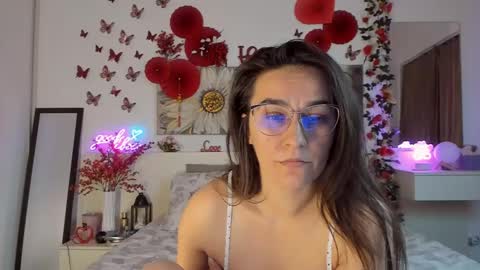 Snapshot of joycasidy chatting on February 13, 4:50 pm CassidyJoy online show from February 13, 4:50 pm