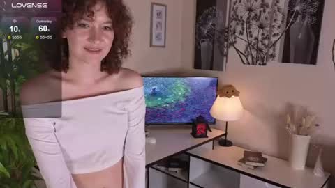 Alivia online show from June 12, 6:40 pm