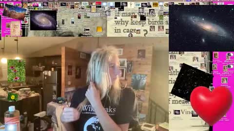 Snapshot of jpsunflower chatting on October 15, 12:49 pm JP Sunflower Angel Love online show from October 15, 12:49 pm