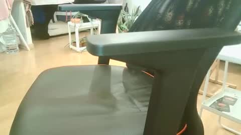 js_k online show from October 27, 4:55 pm