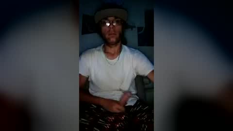 Snapshot of jsavage918420 chatting on July 17, 10:00 am jsavage918420 online show from July 17, 10:00 am