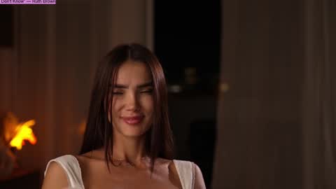 Jennifer Diaz online show from September 29, 6:57 pm