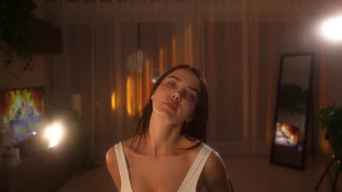 Jennifer Diaz online show from January 12, 8:14 pm