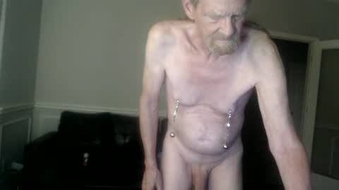 jtull52 online show from June 21, 2:58 am