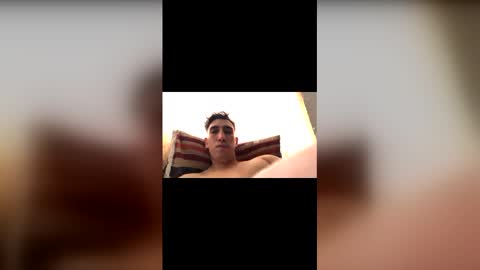 Snapshot of juaaan_sebass08122 chatting on April 28, 8:03 pm juaaan_sebass08122 online show from April 28, 8:03 pm