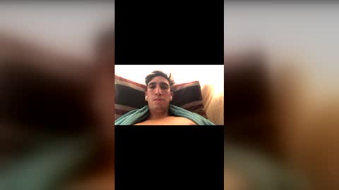 Snapshot of juaaan_sebass08122 chatting on May 3, 1:06 pm juaaan_sebass08122 online show from May 3, 1:06 pm