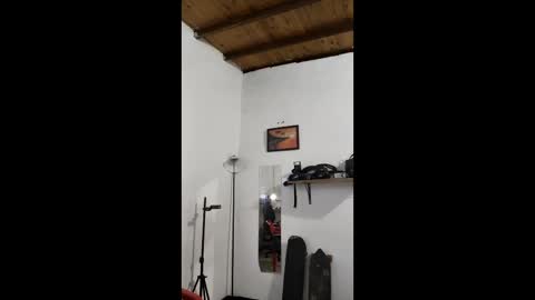 juan235665 online show from May 3, 7:20 pm