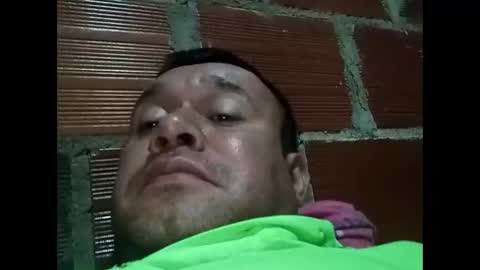 Snapshot of juan370490 chatting on December 28, 2:42 pm juan370490 online show from December 28, 2:42 pm