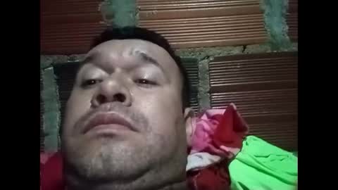 Snapshot of juan370490 chatting on January 2, 5:14 am juan370490 online show from January 2, 5:14 am