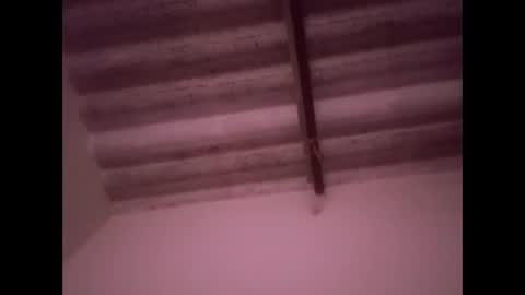 Snapshot of juan370490 chatting on January 12, 3:39 am juan370490 online show from January 12, 3:39 am